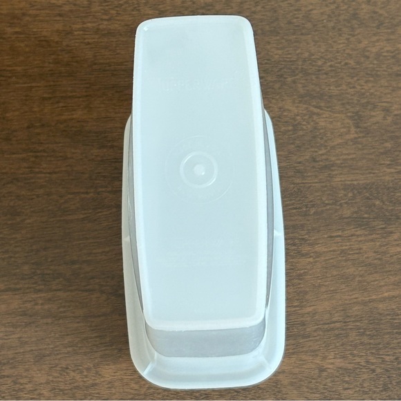 TUPPERWARE JUNIOR STORE N POUR CEREAL CONTAINER KEEPER #499 FLIP TOP SEAL #509 - Picture 10 of 13